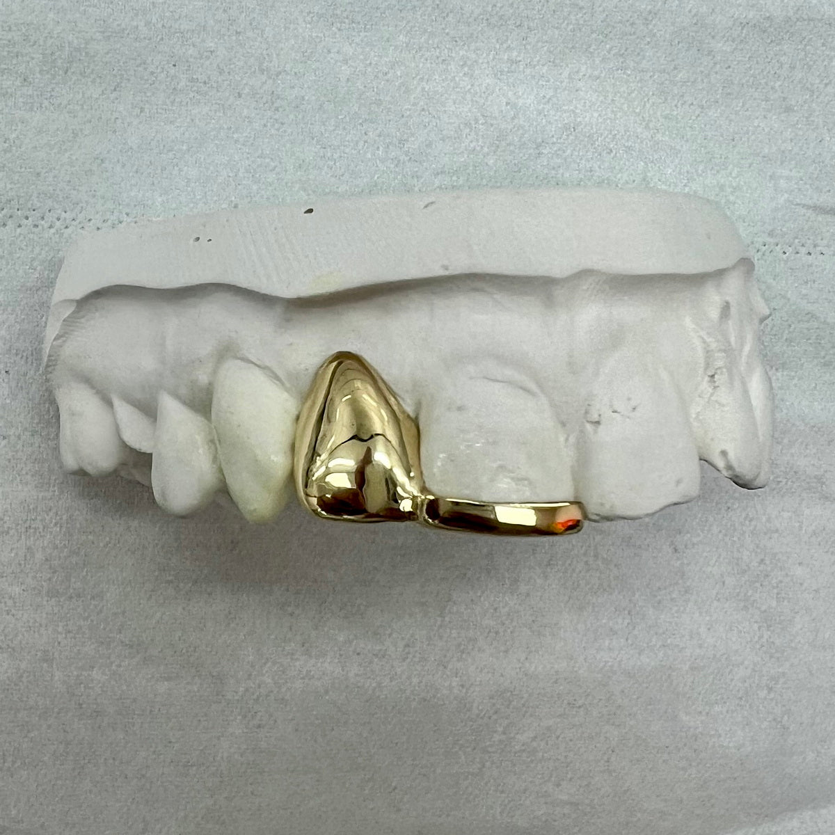 Solid Cap & Bar Grillz